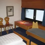 Leitgebhof Pensión 3*