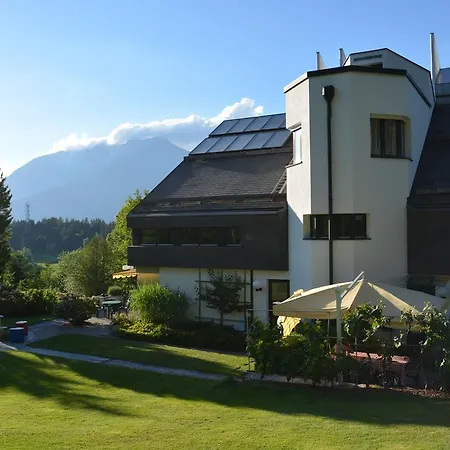 Leitgebhof Guest house 3*